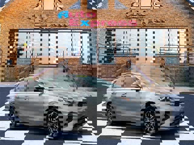 Used 2024 Kia Forte LXS