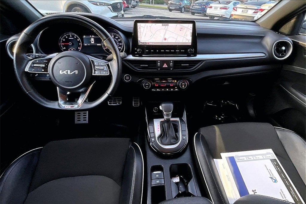 Used 2024 Kia Forte GT-Line image 11