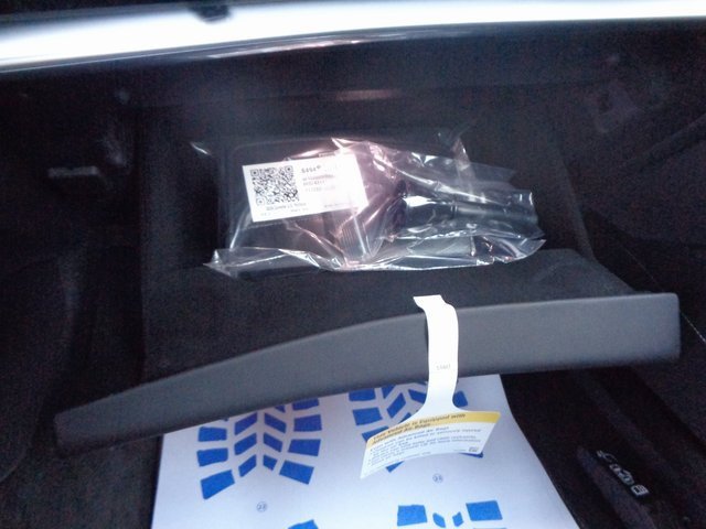 New 2024 Chevrolet Corvette E-Ray w/ ZER Performance Package image 18