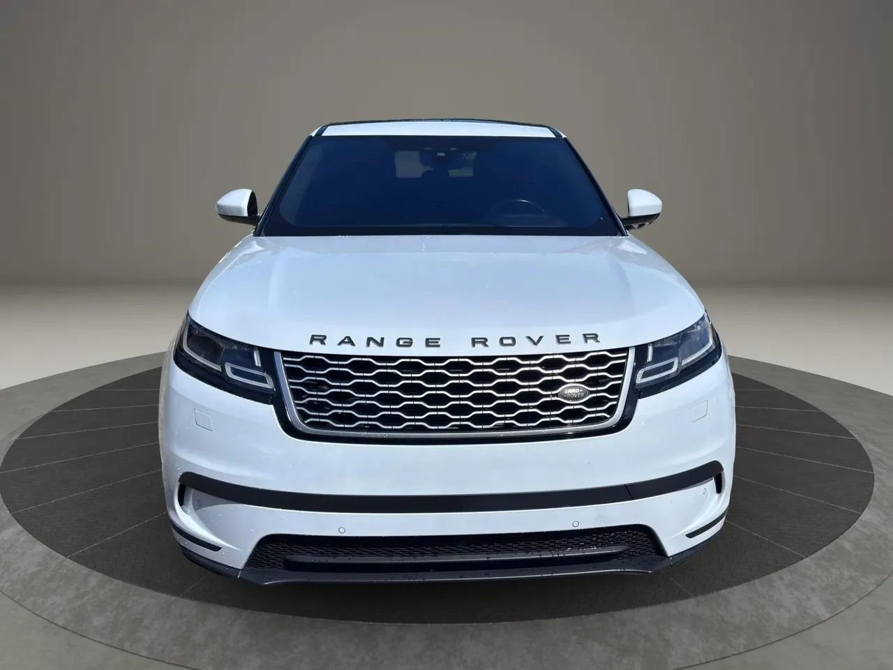 Used 2020 Land Rover Range Rover Velar S image 8
