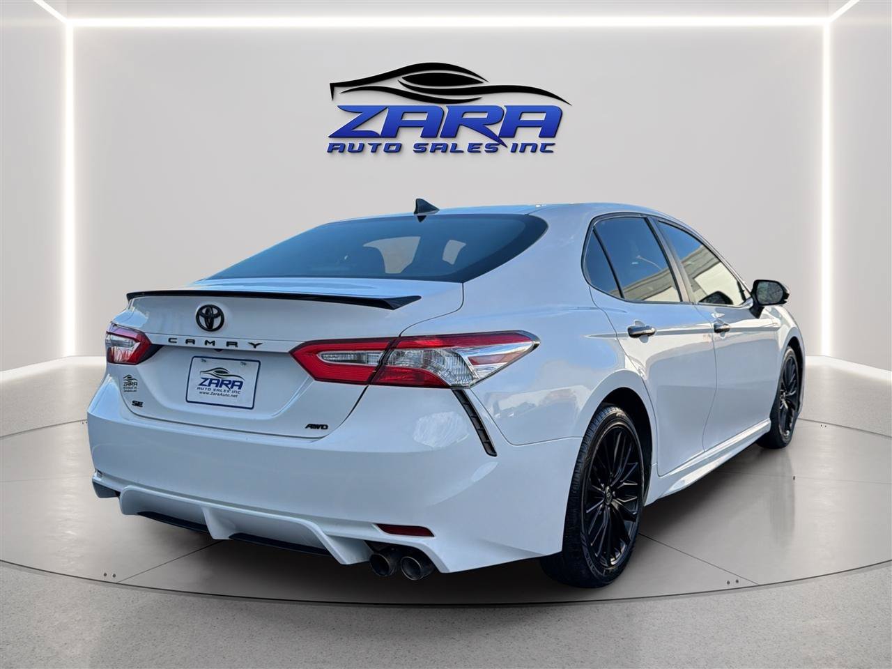 Used 2020 Toyota Camry SE AWD/4WD image 7