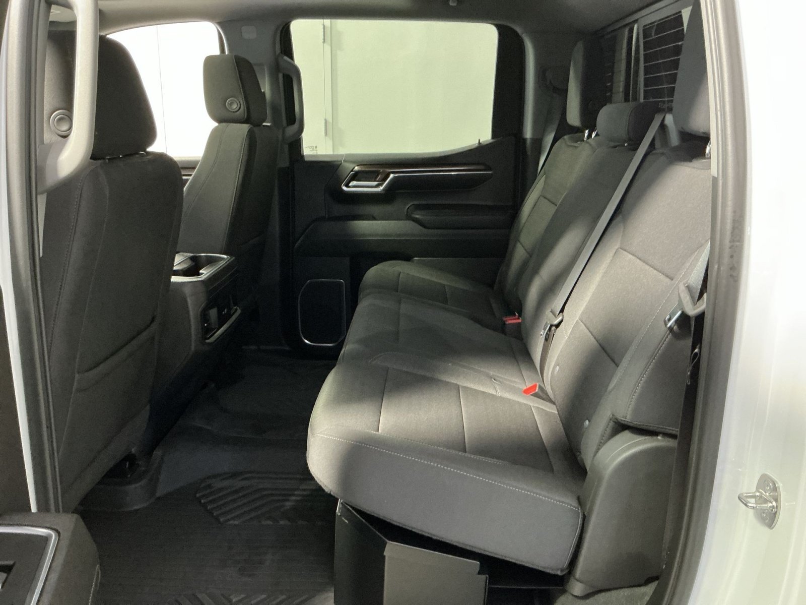 Used 2024 Chevrolet Silverado 1500 LT Trail Boss w/ Convenience Package II AWD/4WD image 25