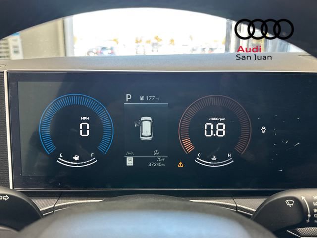 Used 2025 Hyundai Santa Fe SE image 20