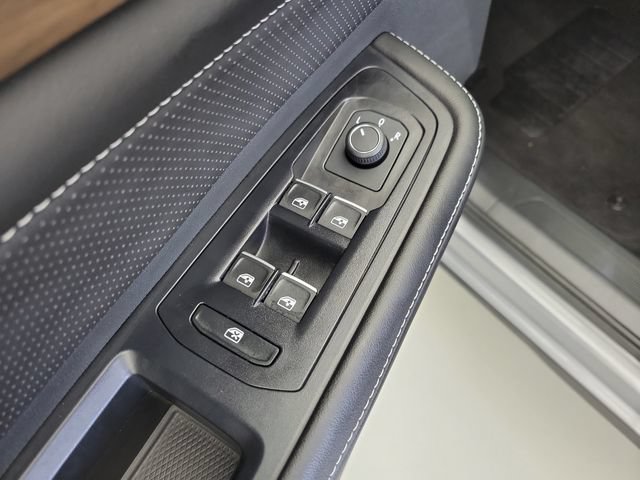 Used 2026 Volkswagen Atlas SE FWD image 20