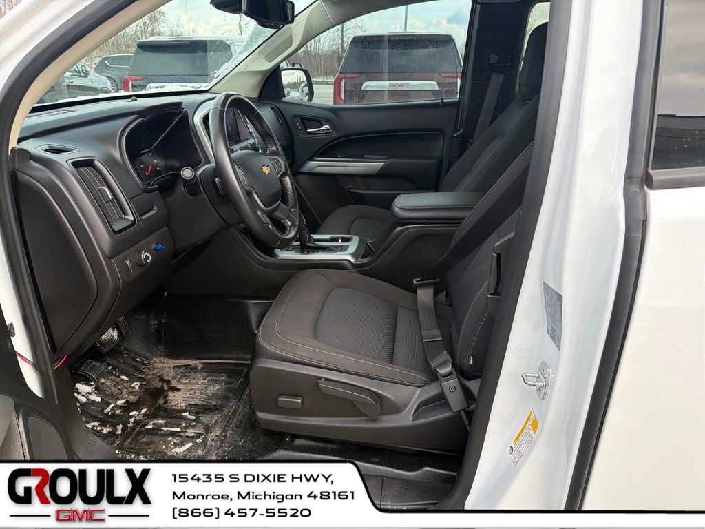 Used 2021 Chevrolet Colorado LT w/ Fleet Safety Package image 10