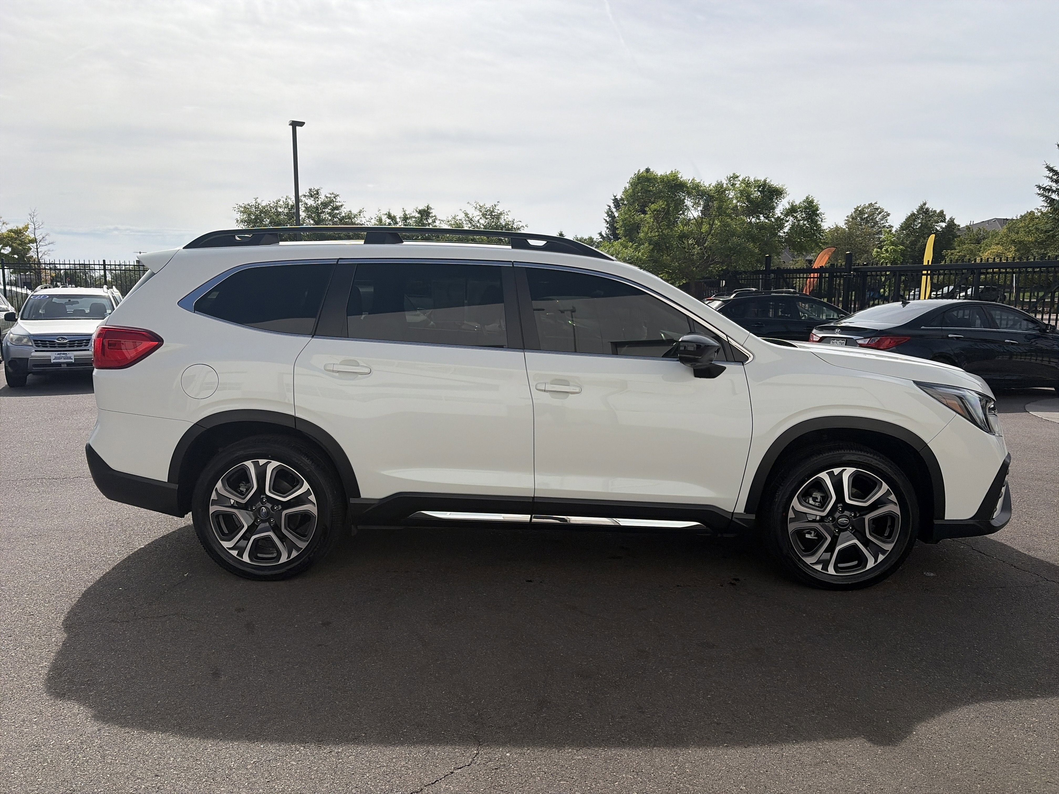 Certified 2024 Subaru Ascent Limited w/ Technology Package AWD/4WD image 4