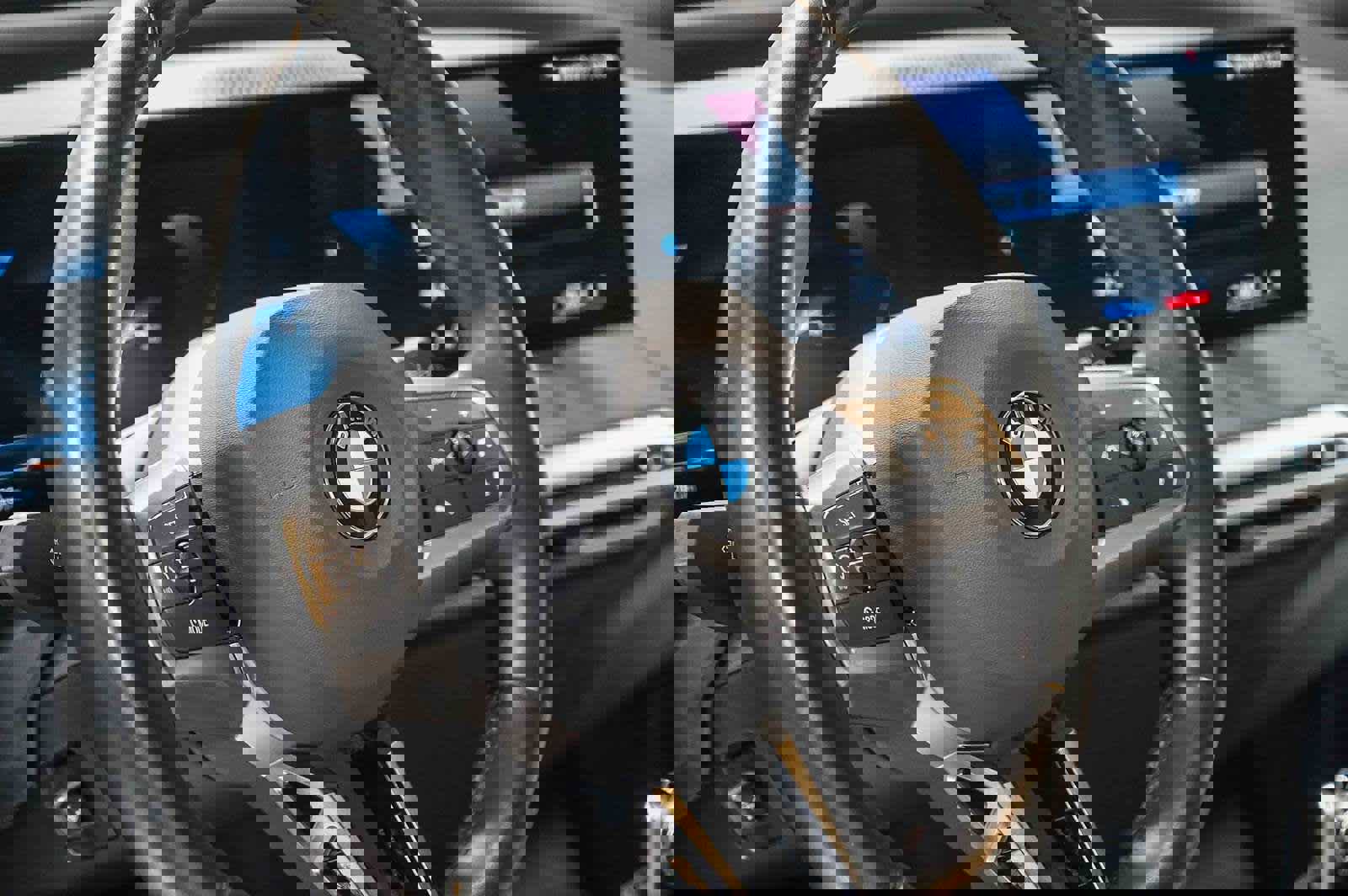 Used 2025 BMW iX xDrive50 w/ Sport Package image 24