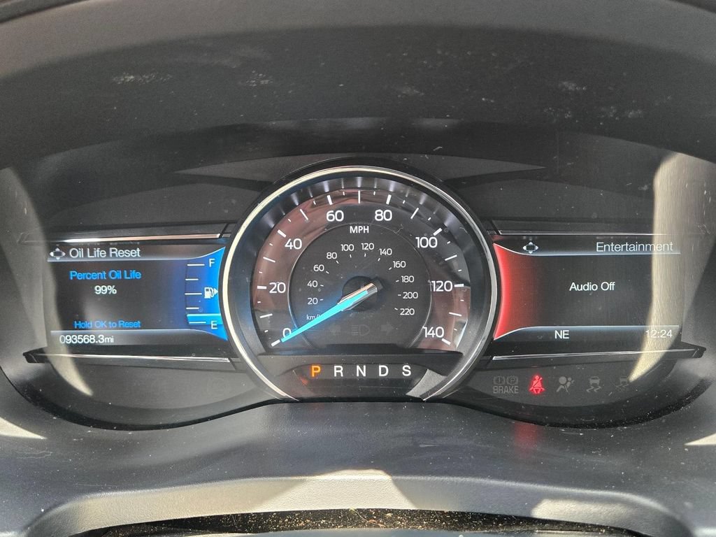 Used 2019 Ford Explorer Limited w/ Class III Trailer Tow Package AWD/4WD image 25