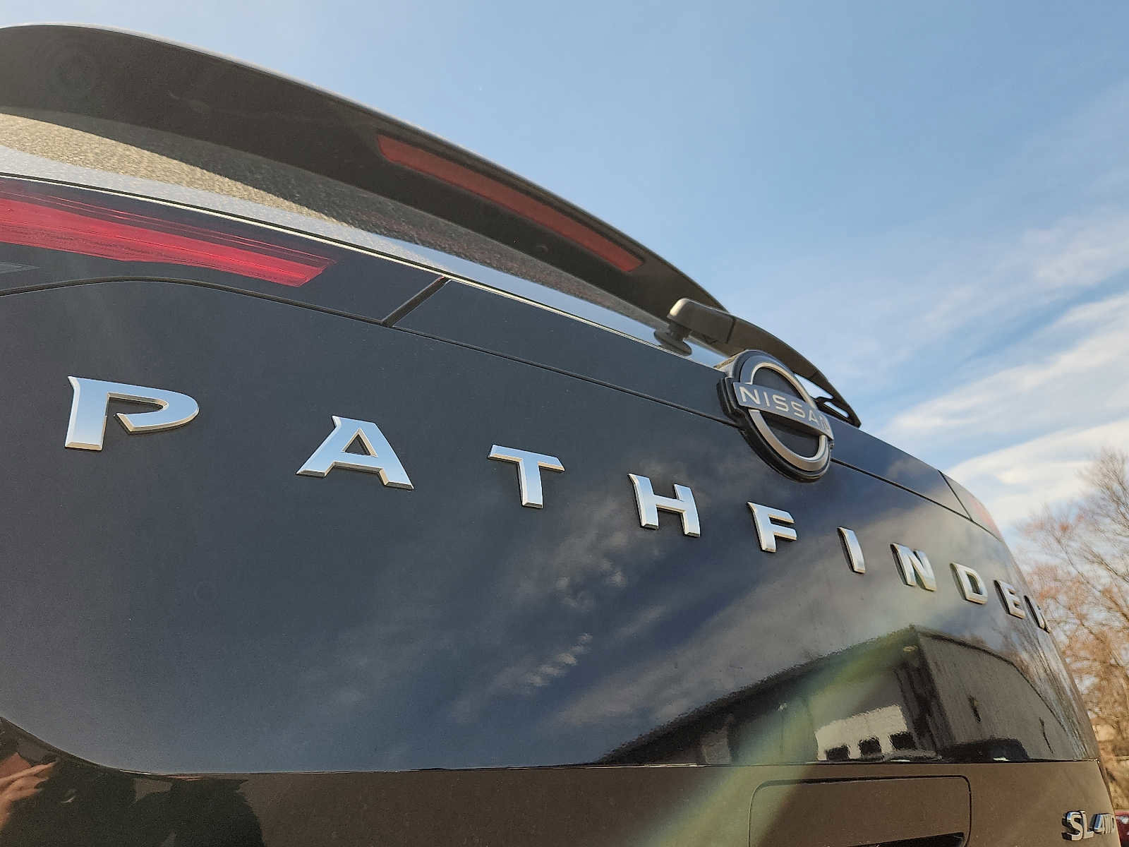 Used 2022 Nissan Pathfinder SL w/ SL Premium Package AWD/4WD image 32