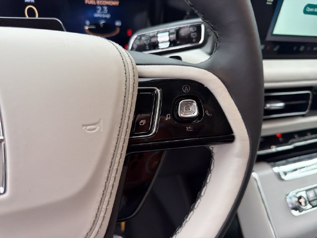 New 2026 Lincoln Aviator Reserve AWD/4WD image 30