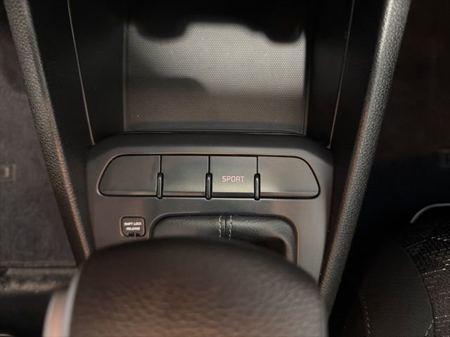 Used 2023 Kia Rio LX image 27