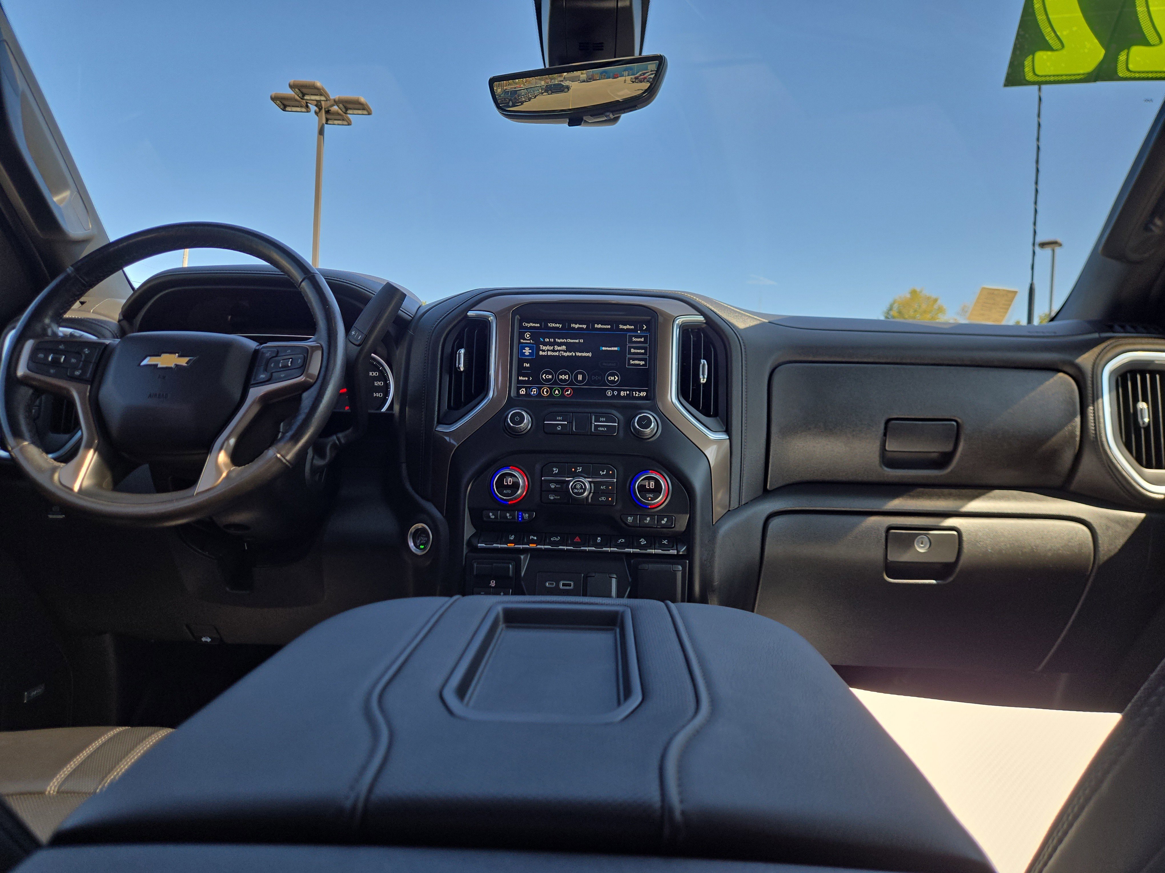 Used 2022 Chevrolet Silverado 2500 High Country w/ Z71 Off-Road Package image 14