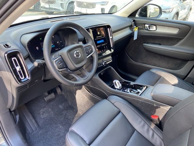 New 2026 Volvo XC40 B5 Ultra w/ Climate Package image 10