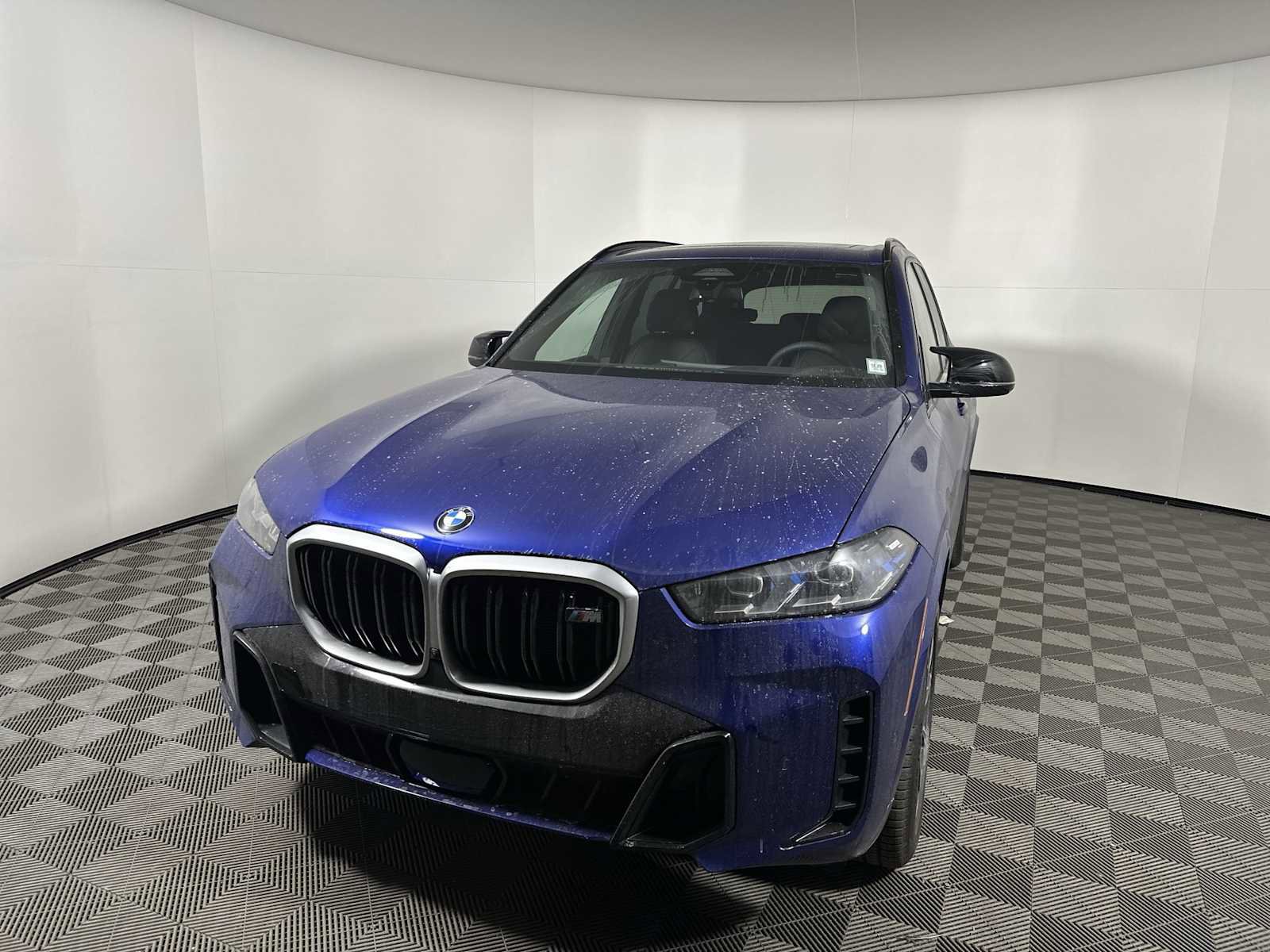 New 2026 BMW X5 M60i w/ Executive Package image 7