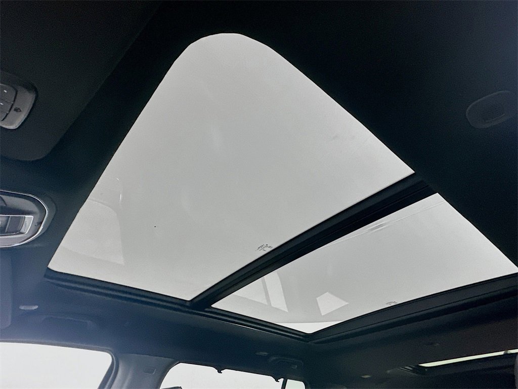 New 2025 Jeep Wagoneer Series III w/ Quick Order Package 25C Super image 14