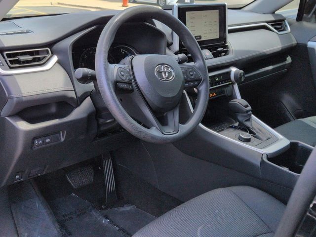 Certified 2025 Toyota RAV4 LE AWD/4WD image 9