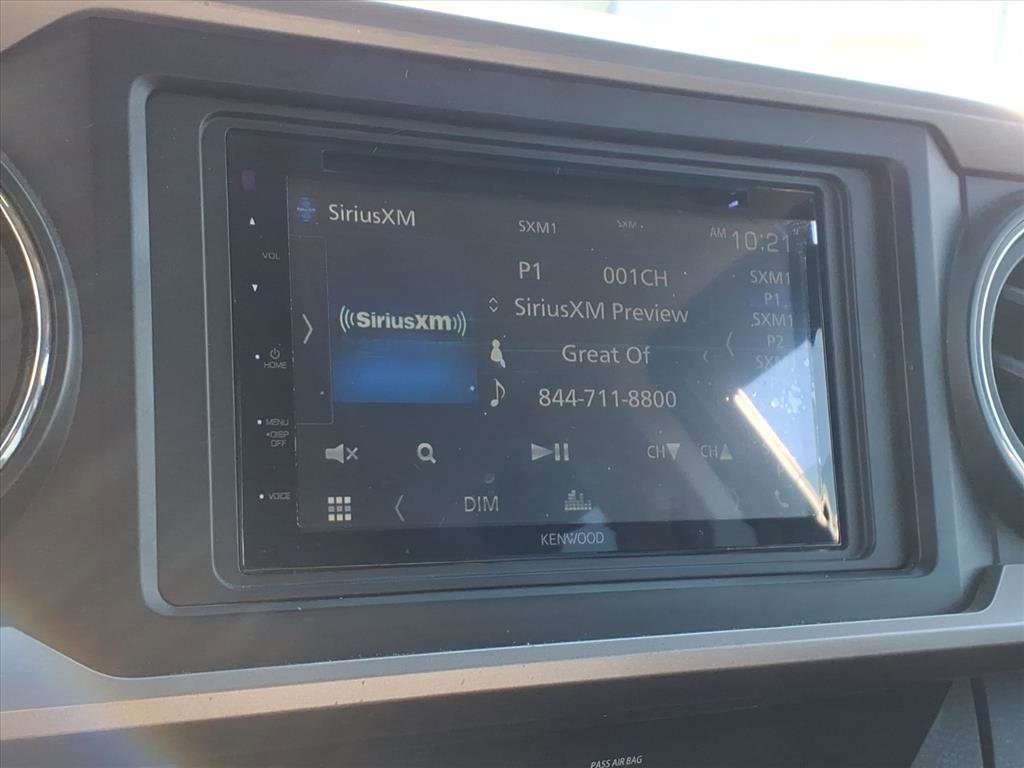 Used 2018 Toyota Tacoma SR image 11