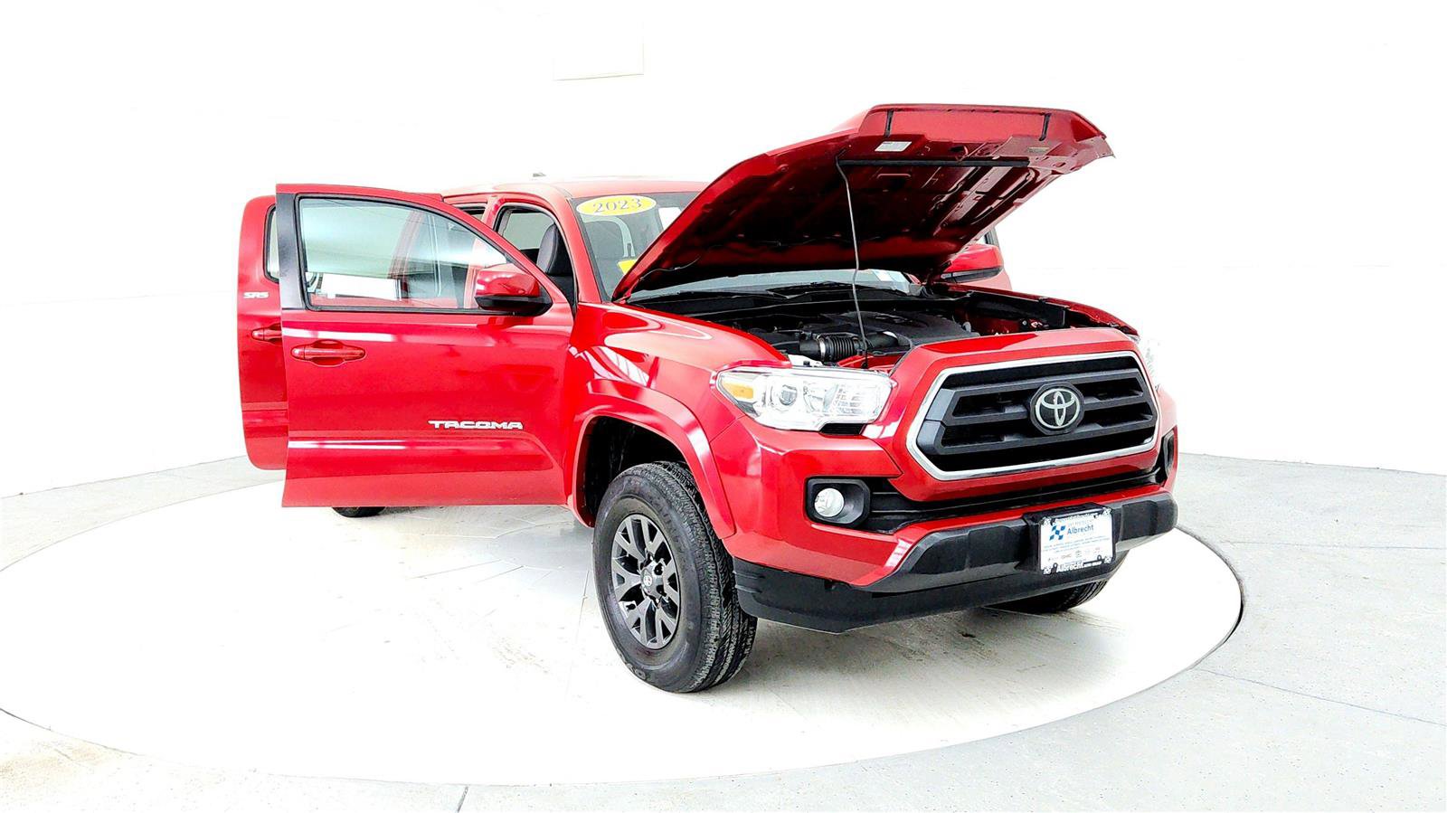 Certified 2023 Toyota Tacoma SR5 image 9