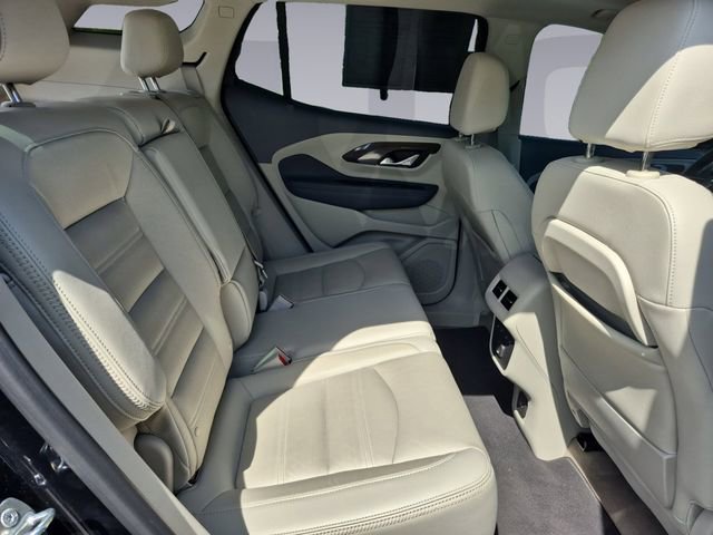 Used 2023 GMC Terrain Denali w/ Denali Premium Package image 18