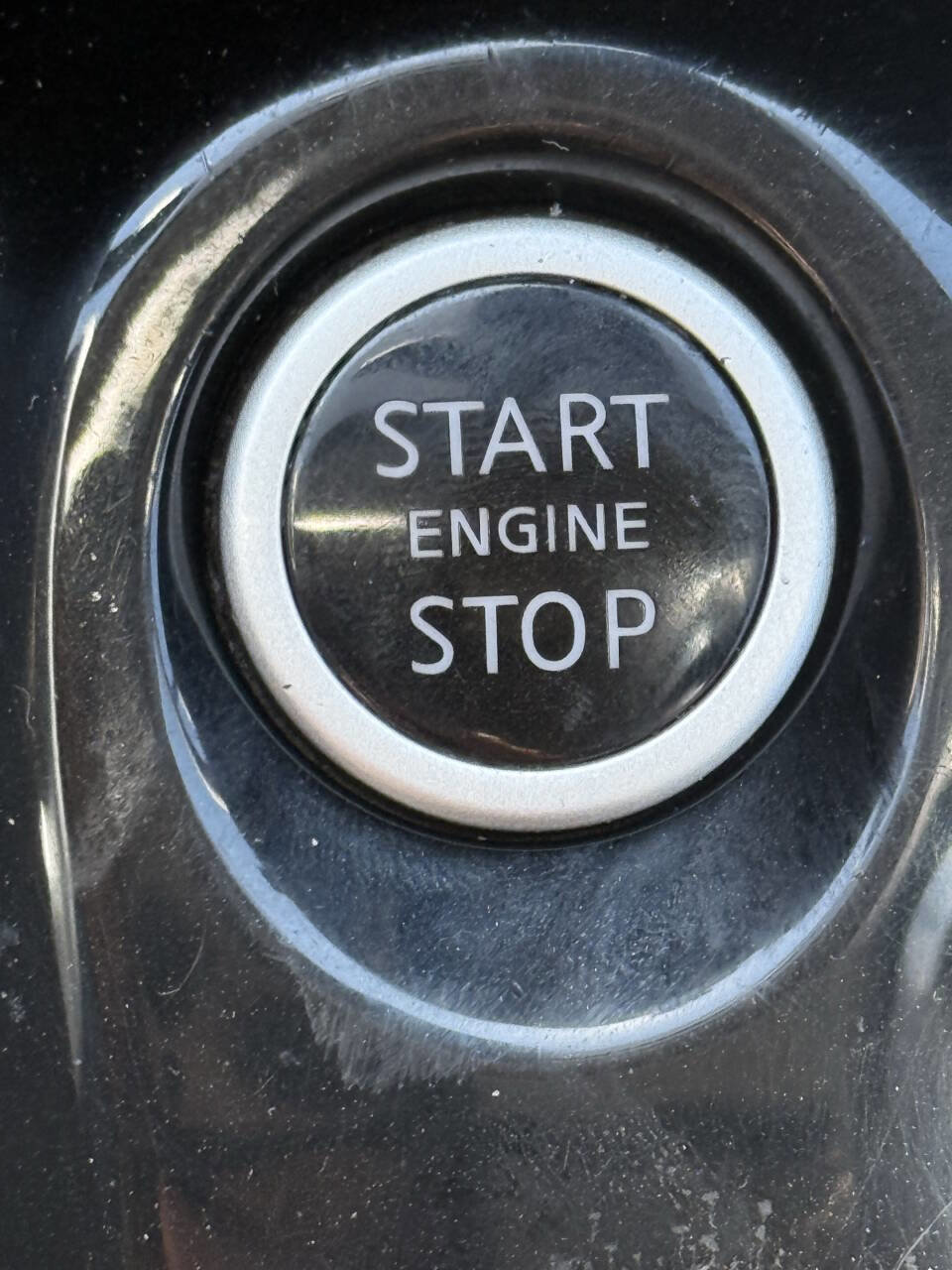 Used 2020 Nissan Versa SV image 13