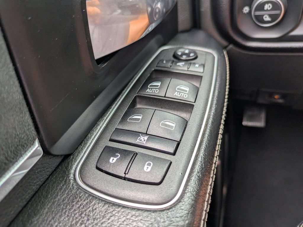 Used 2021 RAM 2500 Laramie AWD/4WD image 27