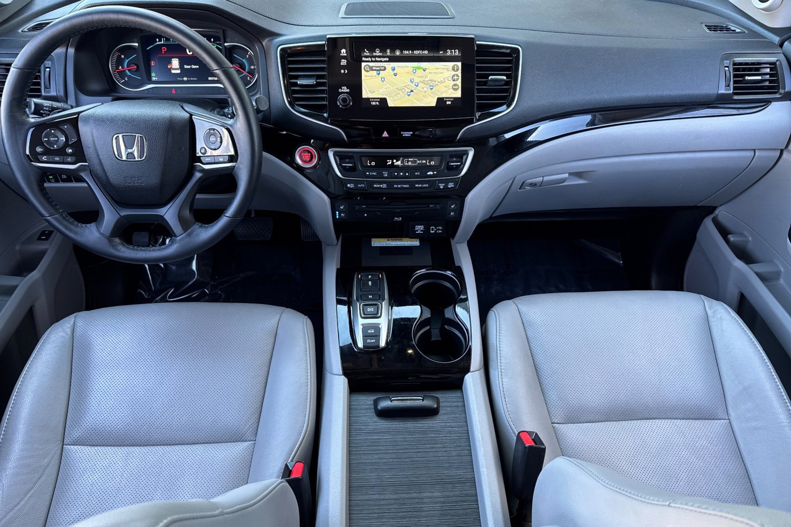 Used 2021 Honda Pilot Elite image 16