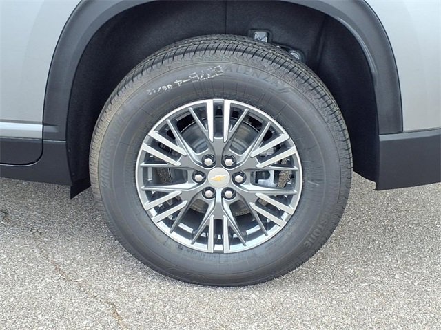 New 2026 Chevrolet Traverse LT w/ Driver Confidence Package image 6