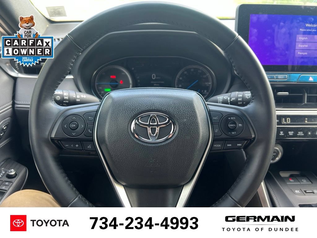 Used 2023 Toyota Venza Nightshade AWD/4WD image 6