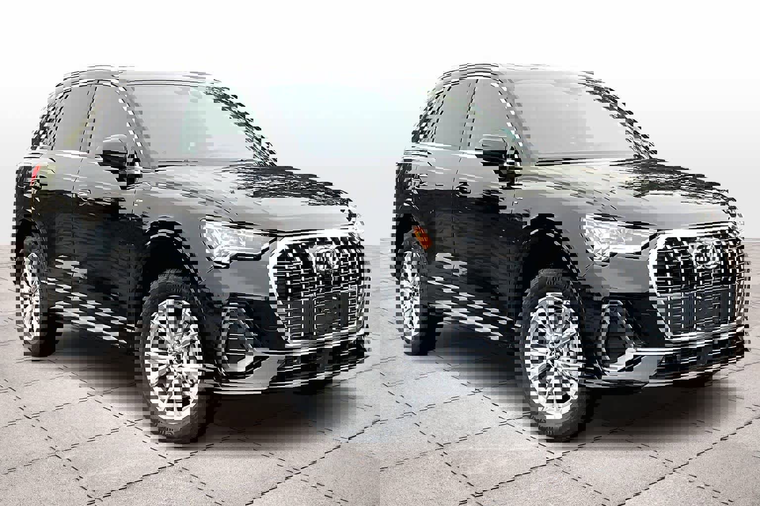 Used 2025 Audi Q3 2.0T Premium Plus image 2