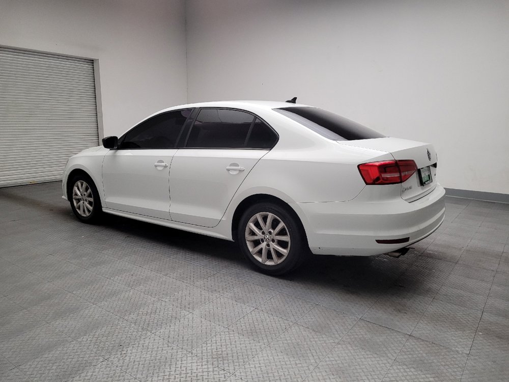 Used 2015 Volkswagen Jetta SE FWD image 3
