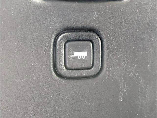 Used 2020 Chevrolet Express 2500 w/ Driver Convenience Package RWD image 16