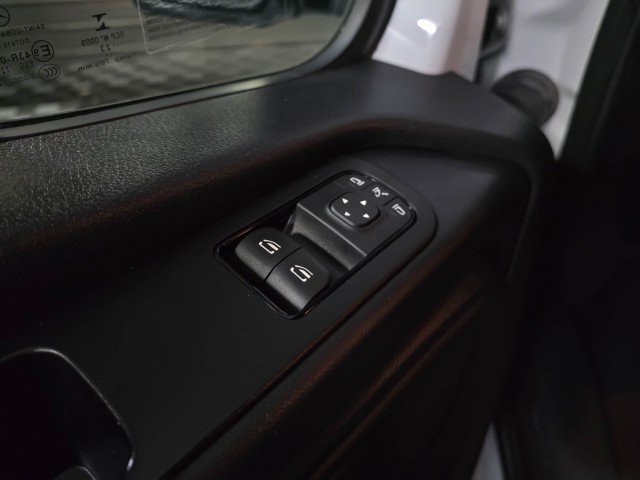 Used 2023 Mercedes-Benz Sprinter 2500 image 27