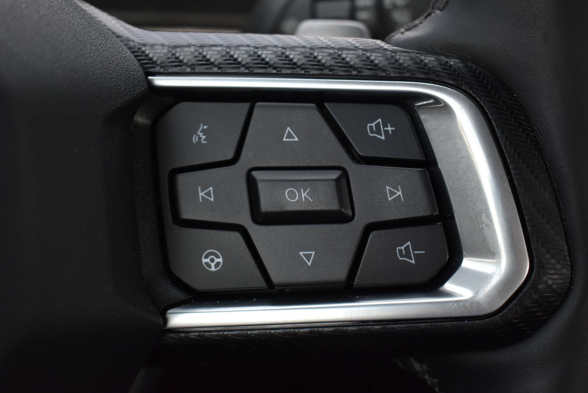 Used 2024 Ford Mustang GT RWD image 19