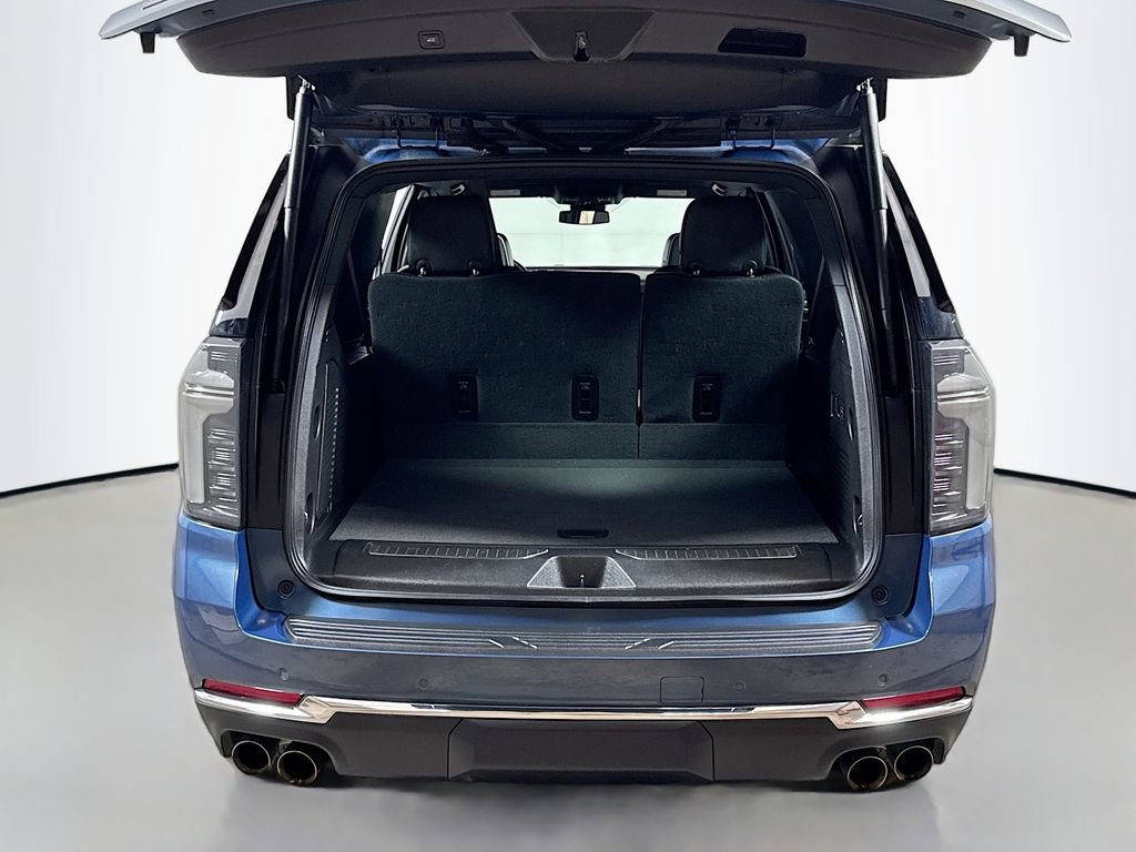 Certified 2025 Chevrolet Suburban Premier RWD image 25