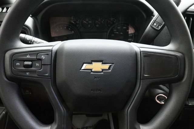 New 2026 Chevrolet Silverado 1500 Custom w/ Turbomax Blackout Package AWD/4WD image 32
