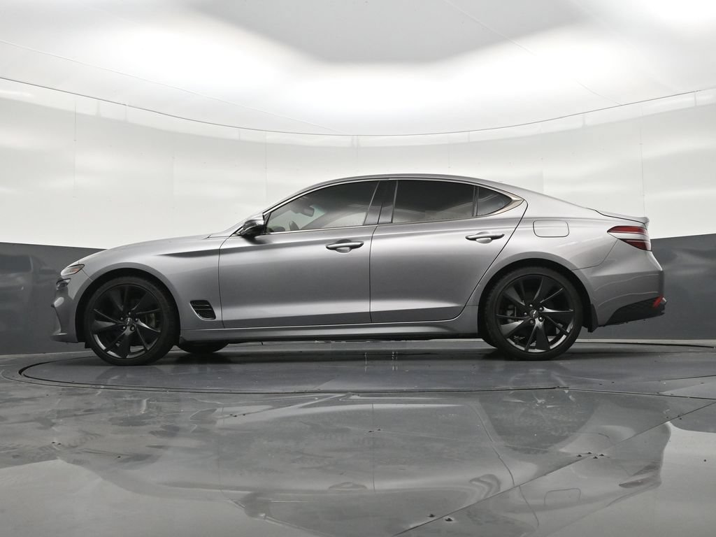 Used 2023 Genesis G70 2.0T w/ Sport Prestige Package RWD image 24