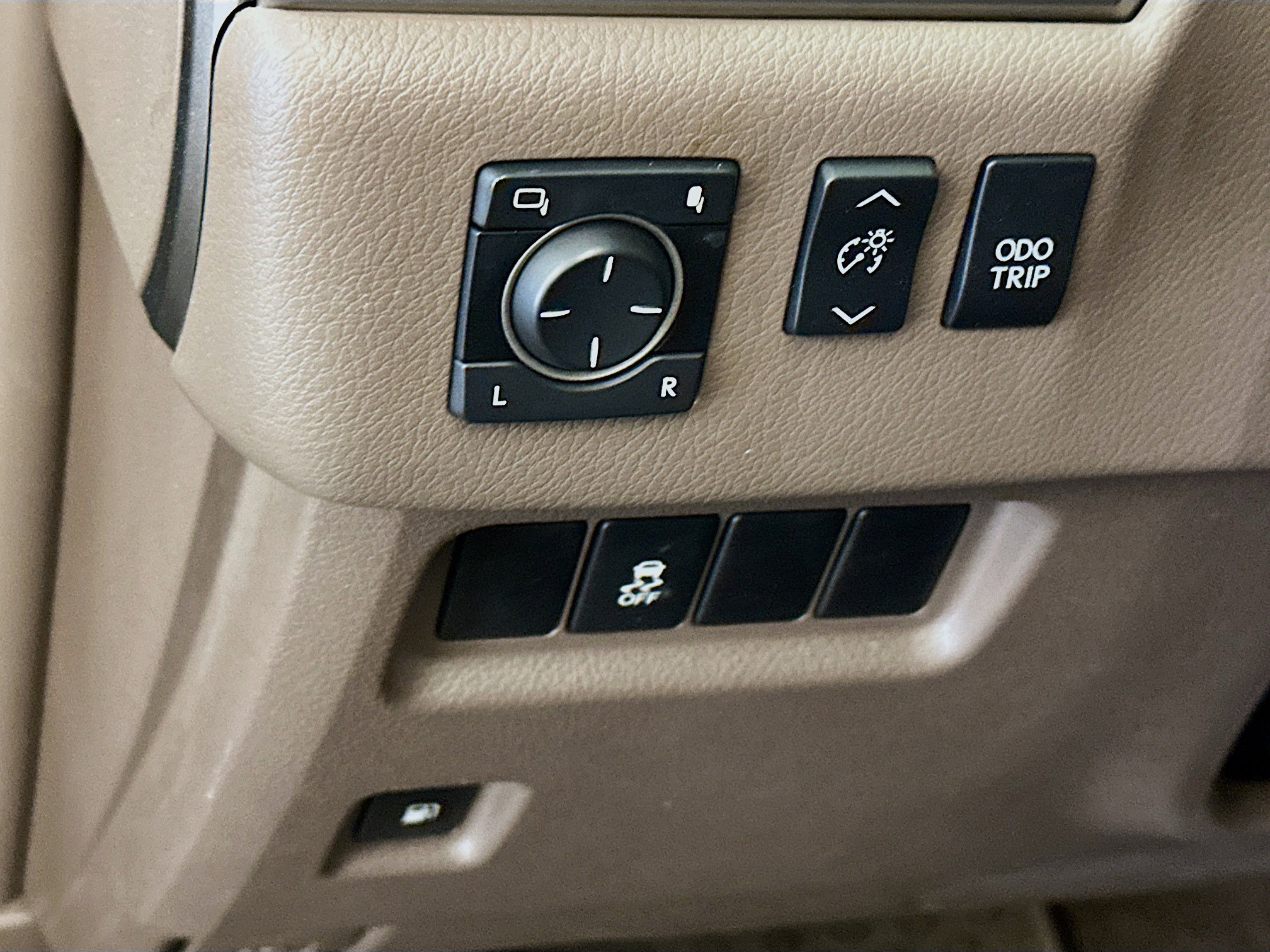 Used 2010 Lexus GX 460 image 17