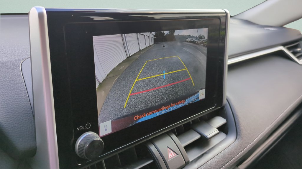 Used 2025 Toyota RAV4 XLE w/ Convenience Package FWD image 18