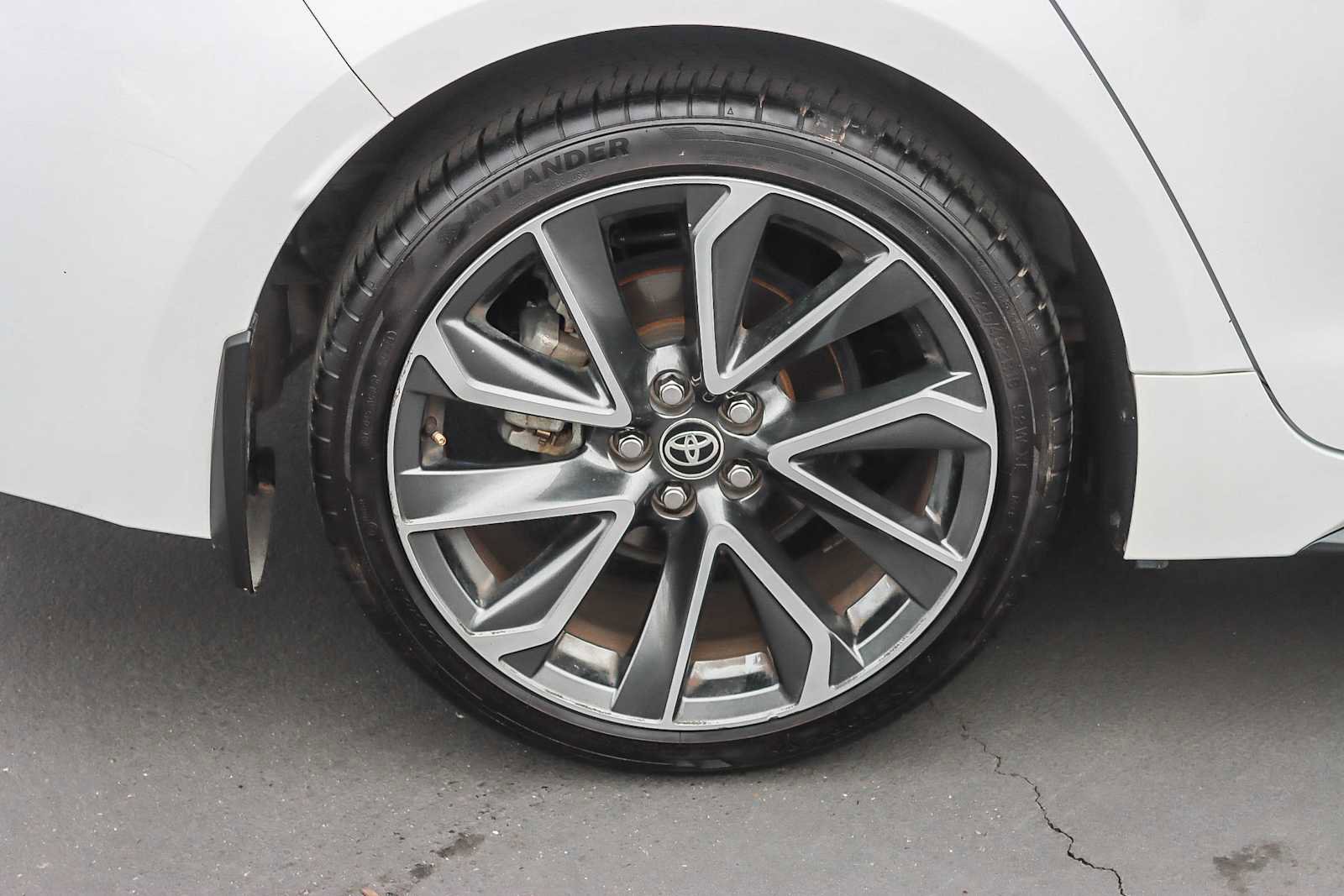 Used 2022 Toyota Corolla SE w/ Carpet Mat Package (TMS) image 10