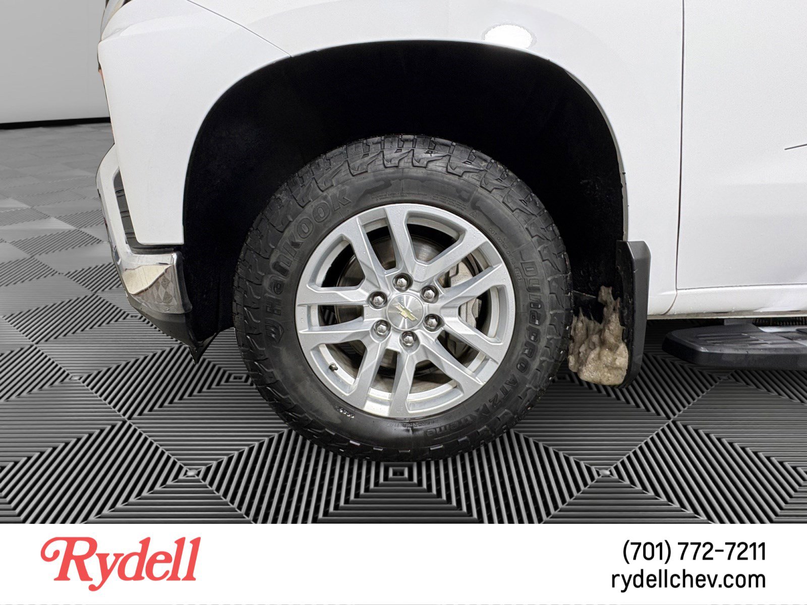 Used 2019 Chevrolet Silverado 1500 LT w/ All-Star Edition image 9