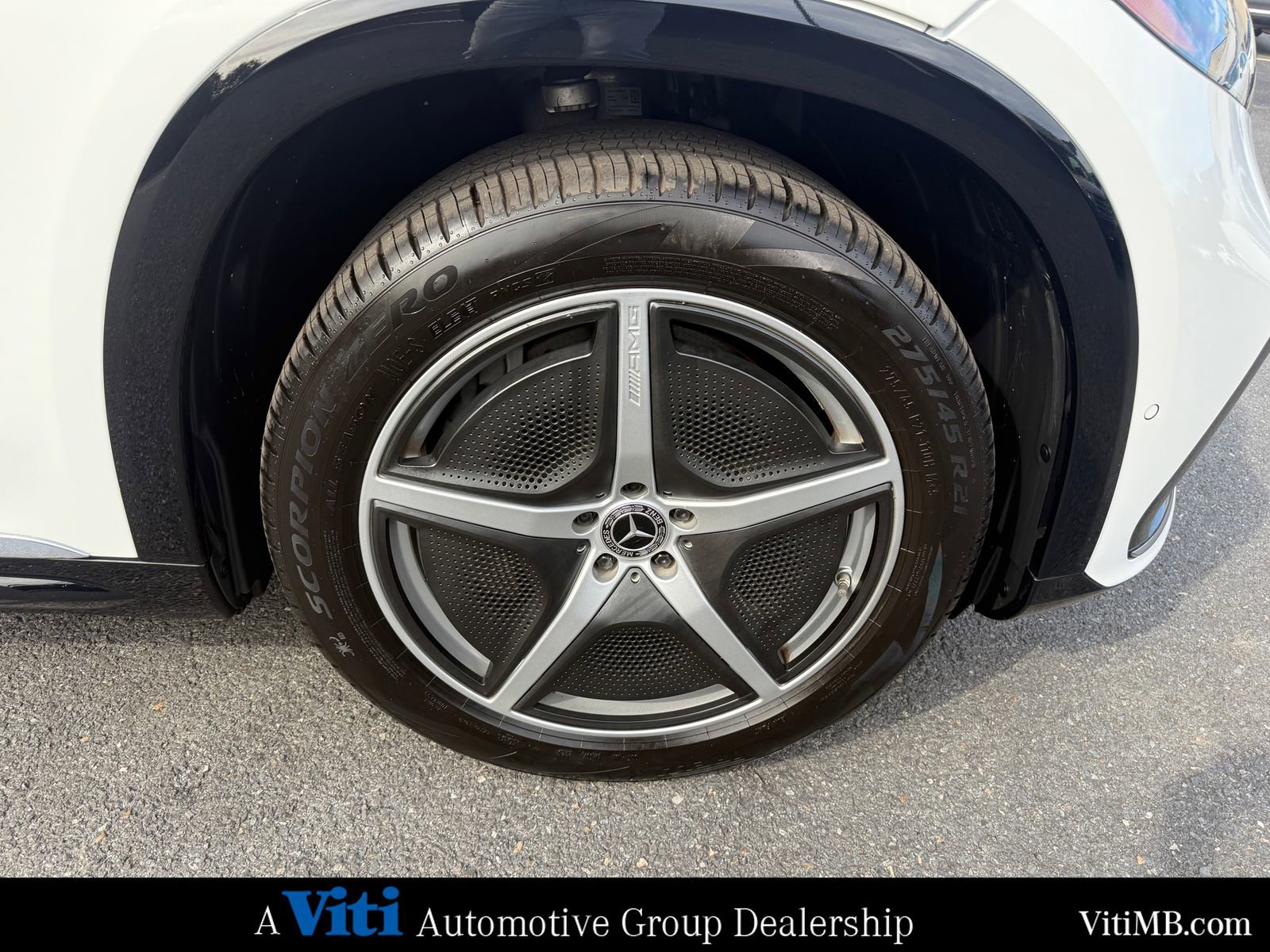 Certified 2023 Mercedes-Benz EQS 580 4MATIC SUV image 15