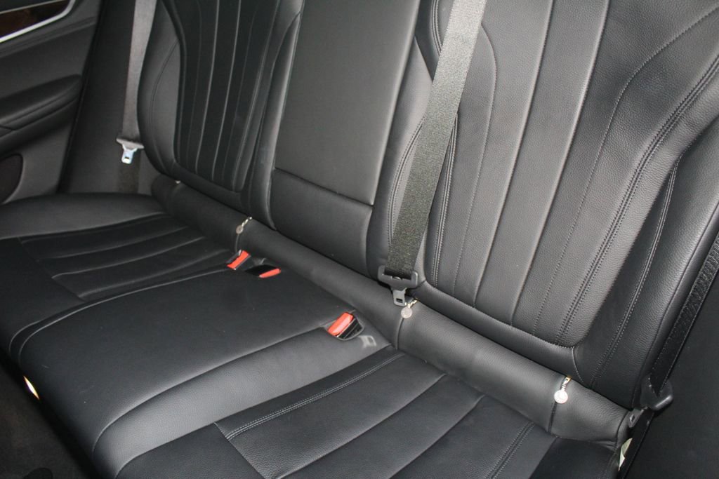 Used 2016 BMW X6 xDrive50i image 25