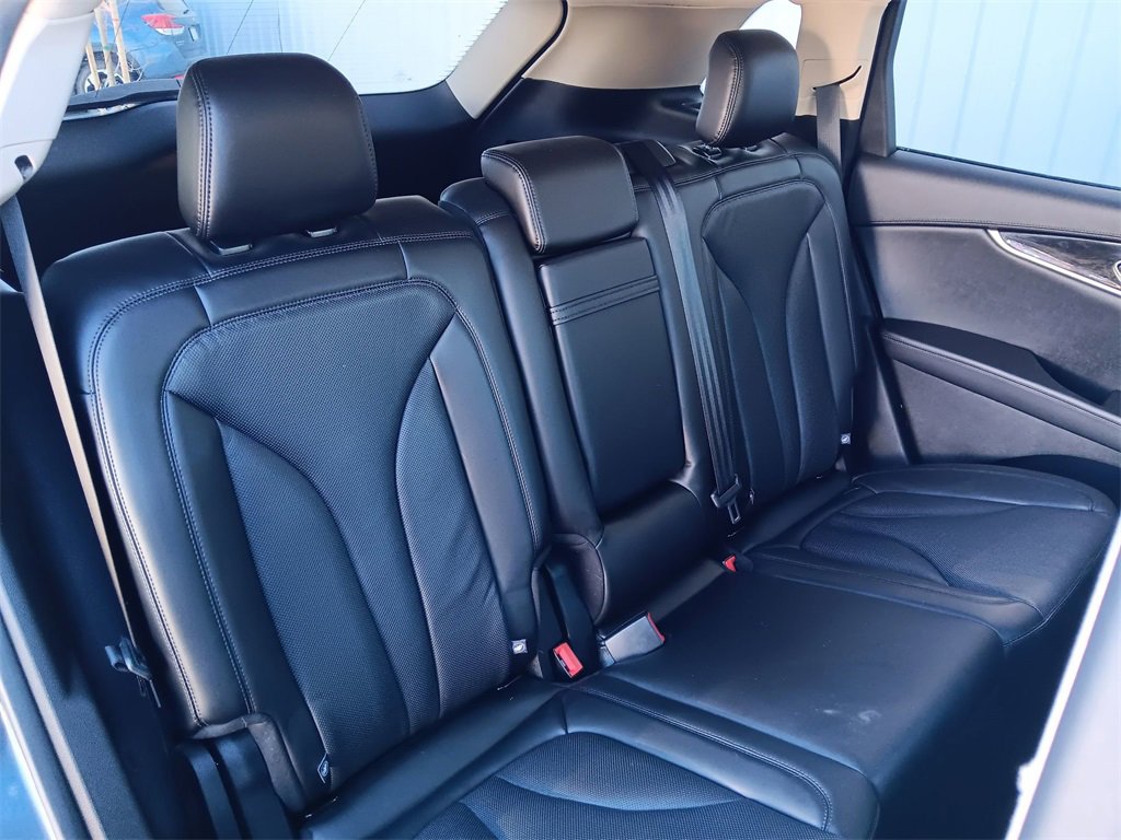 Used 2023 Lincoln Nautilus Reserve w/ Equipment Group 201A image 30