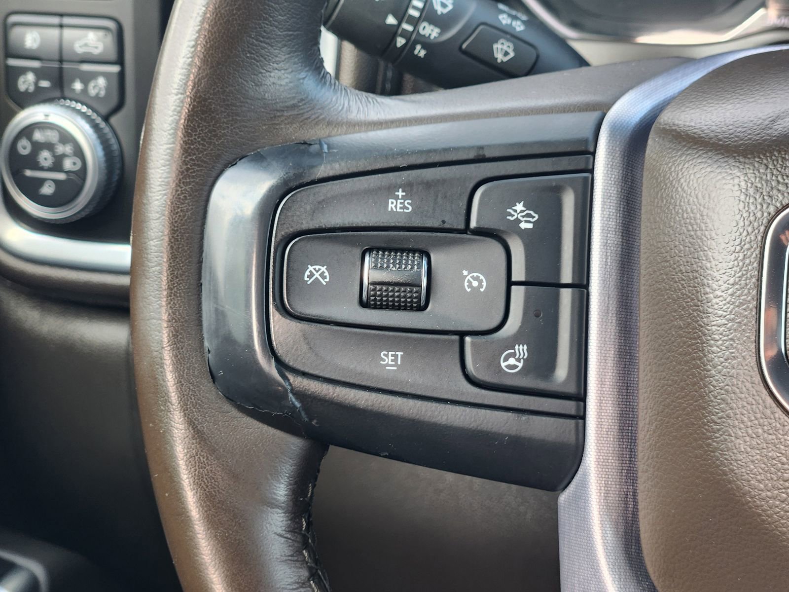 Used 2020 GMC Sierra 1500 SLT AWD/4WD image 33