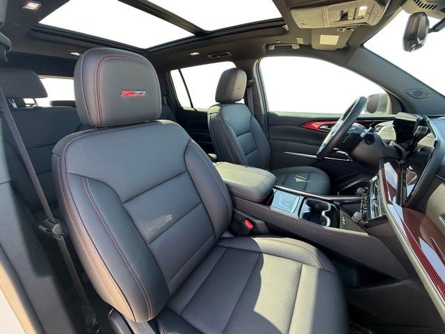 Used 2024 Chevrolet Traverse Z71 w/ Enhanced Driving Package AWD/4WD image 16