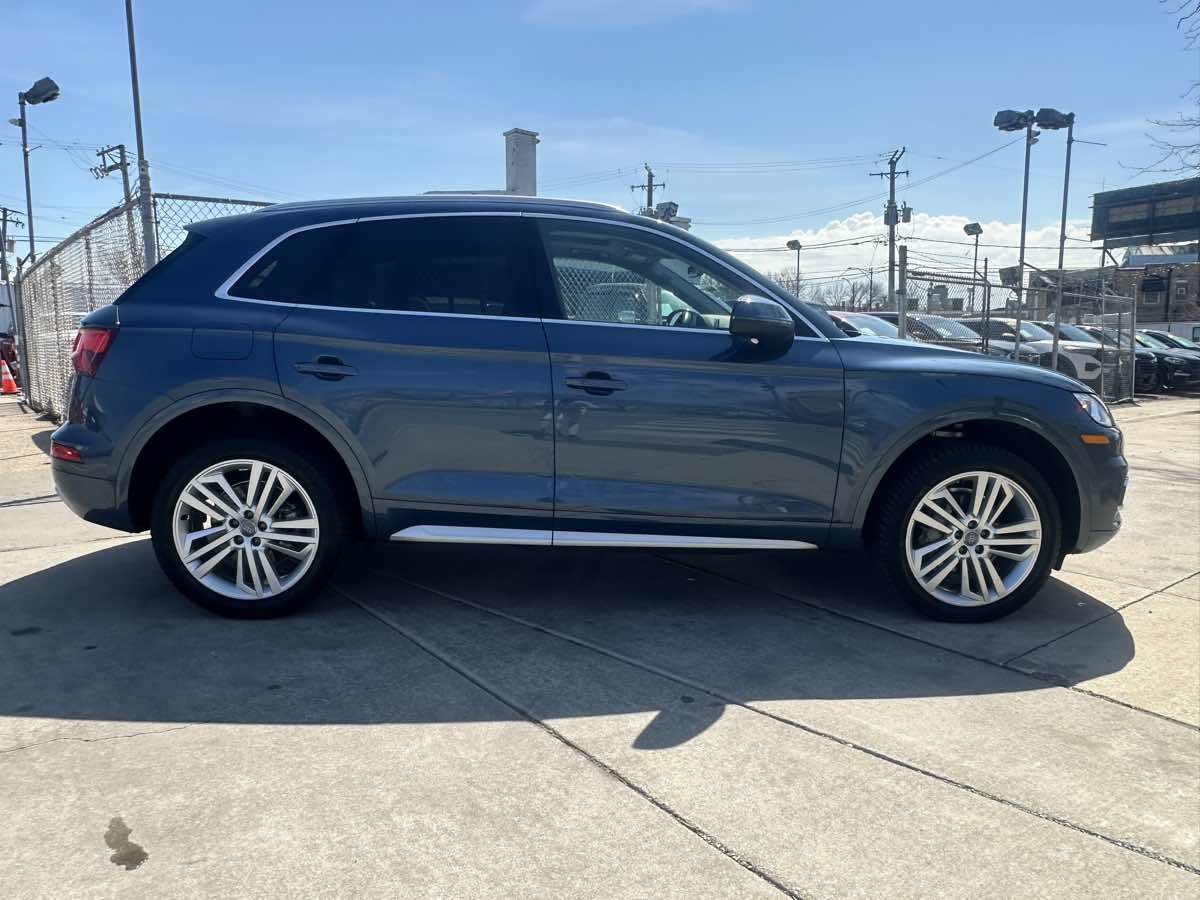 Used 2018 Audi Q5 Prestige AWD/4WD image 4
