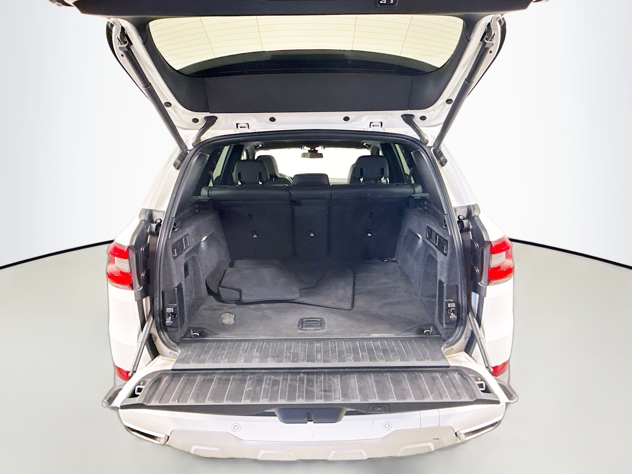 Used 2020 BMW X5 xDrive40i w/ Convenience Package image 25