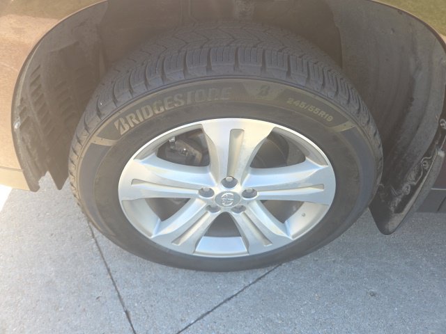 Used 2012 Toyota Highlander Limited w/ Tow Pkg FWD image 20