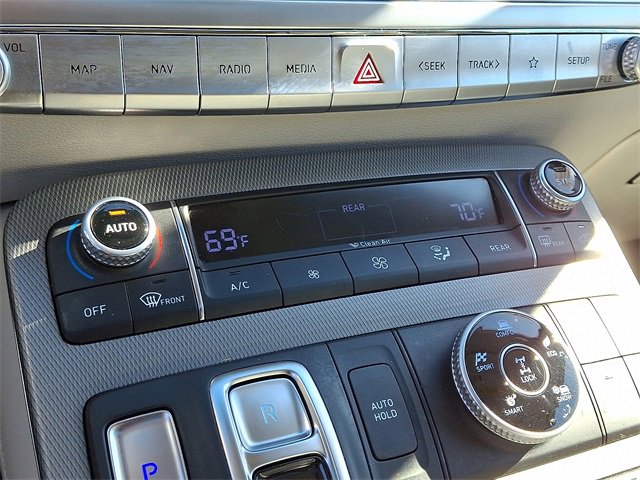 Used 2022 Hyundai Palisade Calligraphy image 15