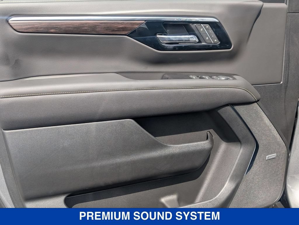 New 2026 Chevrolet Tahoe Premier w/ Sun And Tow Package AWD/4WD image 11